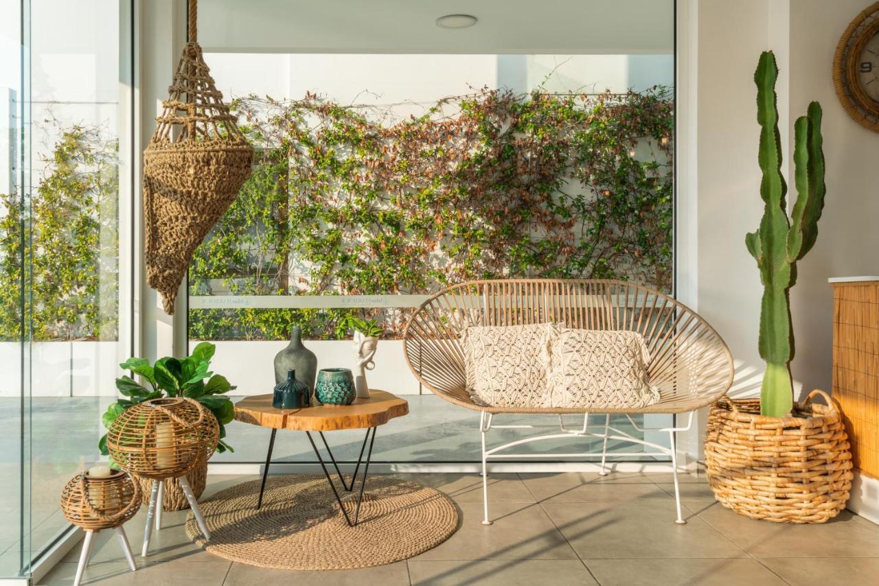 الشقق الفندقية أيا نابافي  Blue Harbour Boutique المظهر الخارجي الصورة